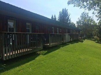 Smokey Hollow Resort Wasagaming Exterior foto